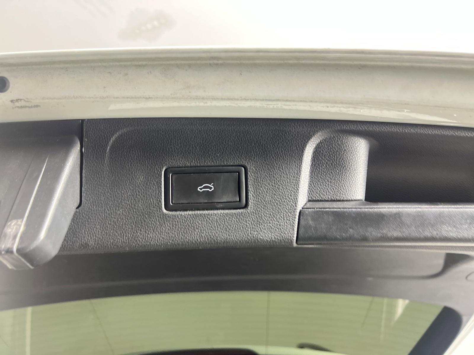 2022 Volkswagen Atlas Vehicle Photo in Georgetown, TX 78626