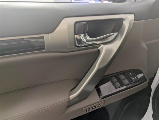 2020 Lexus GX 460 Vehicle Photo in ENGLEWOOD, CO 80113-6708