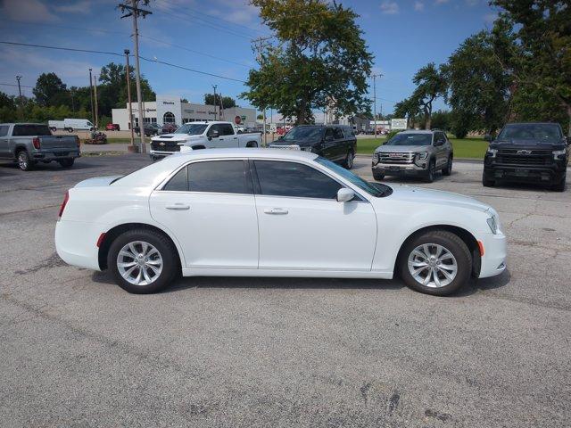 2023 Chrysler 300 Vehicle Photo in WEST FRANKFORT, IL 62896-4173