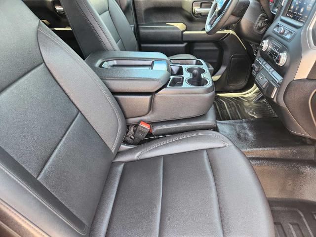 2024 GMC Sierra 3500 HD CC Vehicle Photo in DENTON, TX 76210-9321