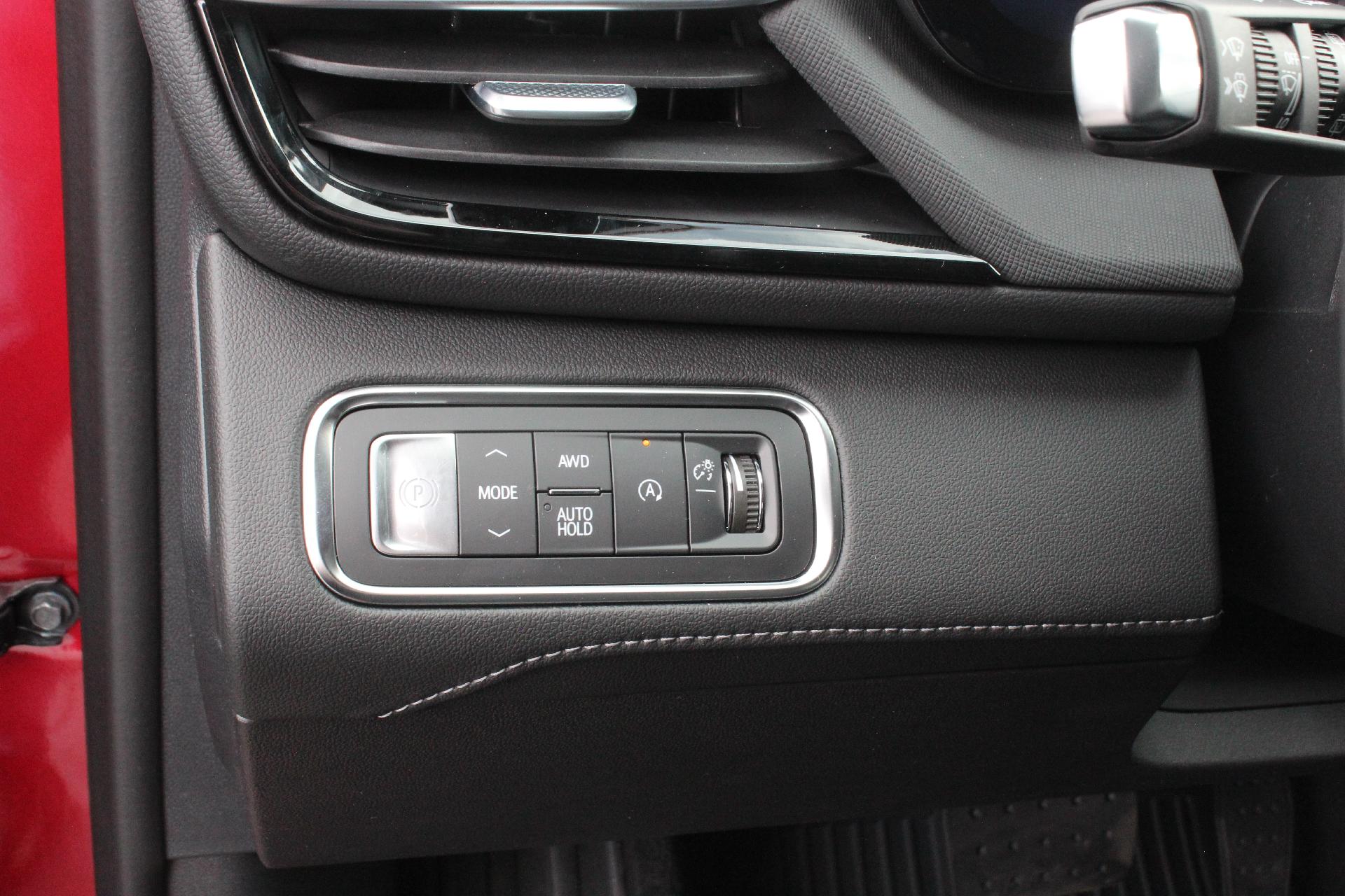 2025 Buick Enclave Vehicle Photo in AURORA, CO 80012-4011