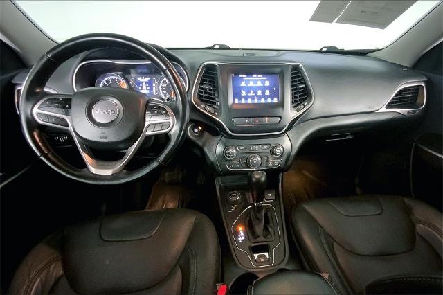 2021 Jeep Cherokee Vehicle Photo in Kansas City, MO 64114