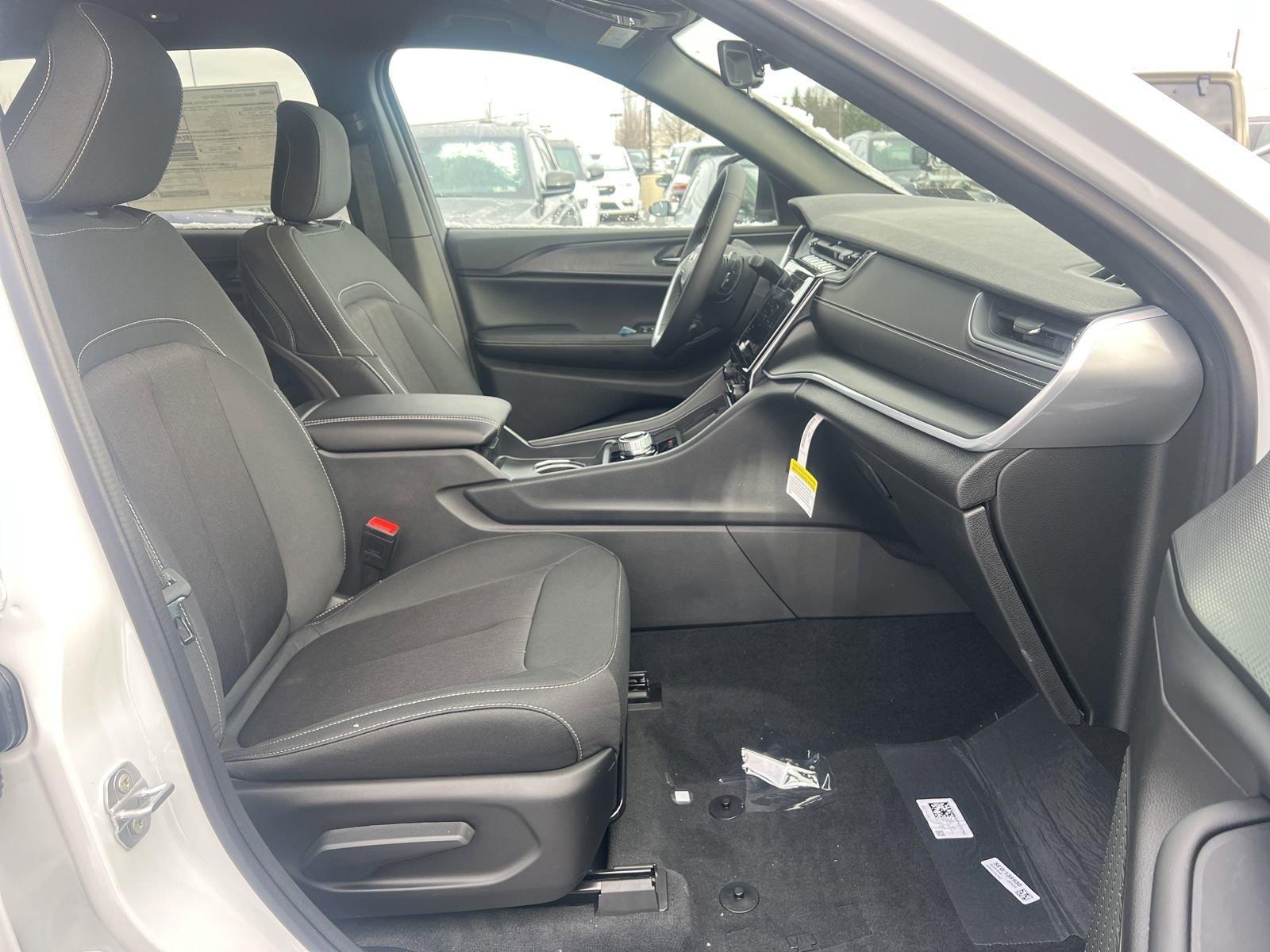 2025 Jeep Grand Cherokee Vehicle Photo in Mechanicsburg, PA 17050-1707