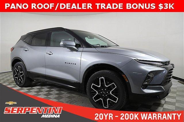 2025 Chevrolet Blazer Vehicle Photo in MEDINA, OH 44256-9001