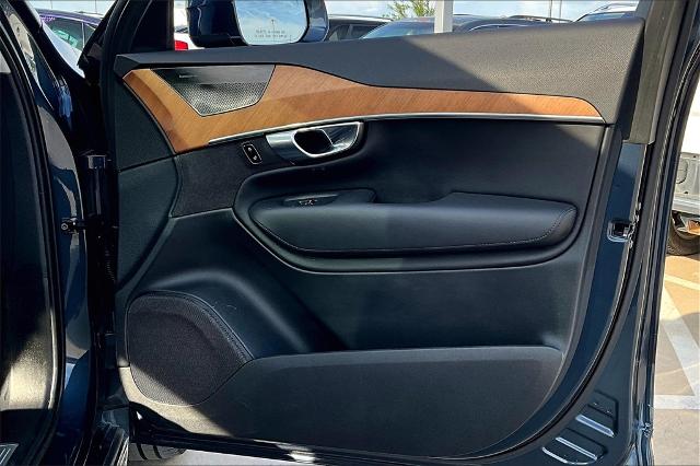 2023 Volvo XC90 Vehicle Photo in Grapevine, TX 76051