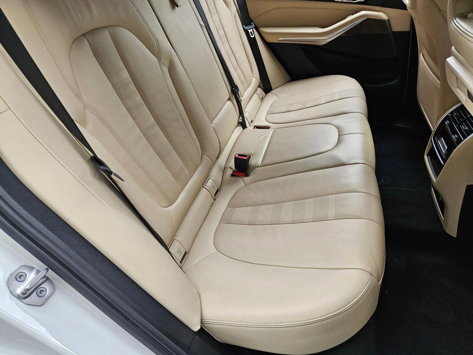 2022 BMW X5 xDrive45e Vehicle Photo in Pembroke Pines , FL 33027