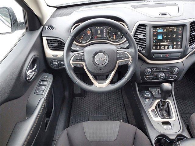2017 Jeep Cherokee Vehicle Photo in MILFORD, OH 45150-1684