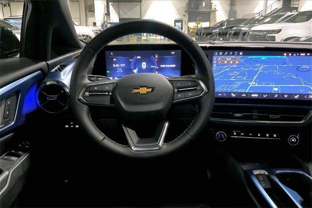 2025 Chevrolet Equinox EV Vehicle Photo in KANSAS CITY, MO 64114-4502