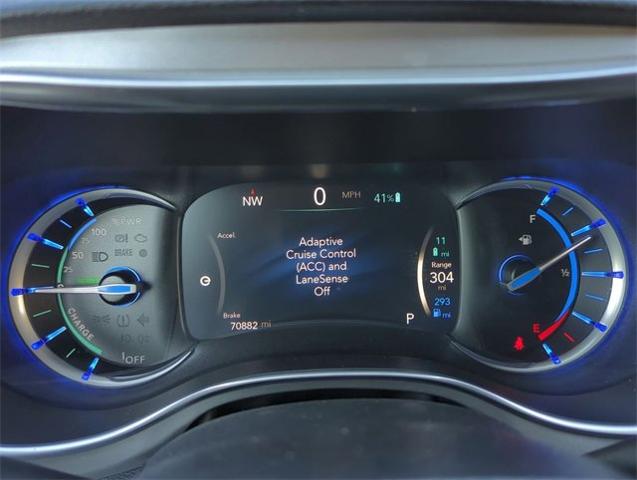2019 Chrysler Pacifica Vehicle Photo in PASADENA, CA 91107-3803