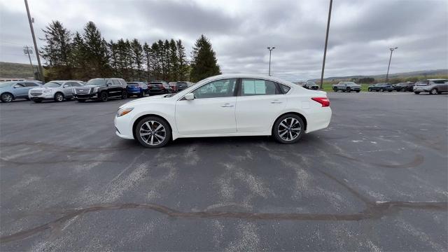 2016 Nissan Altima Vehicle Photo in TULLY, NY 13159-3159