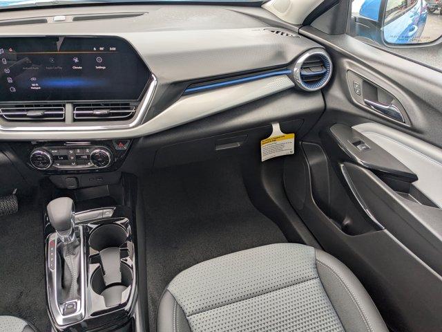 2025 Chevrolet Trax Vehicle Photo in BRUNSWICK, GA 31525-1881