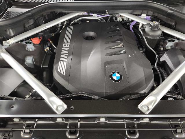 2025 BMW X7 xDrive40i Vehicle Photo in GRAPEVINE, TX 76051
