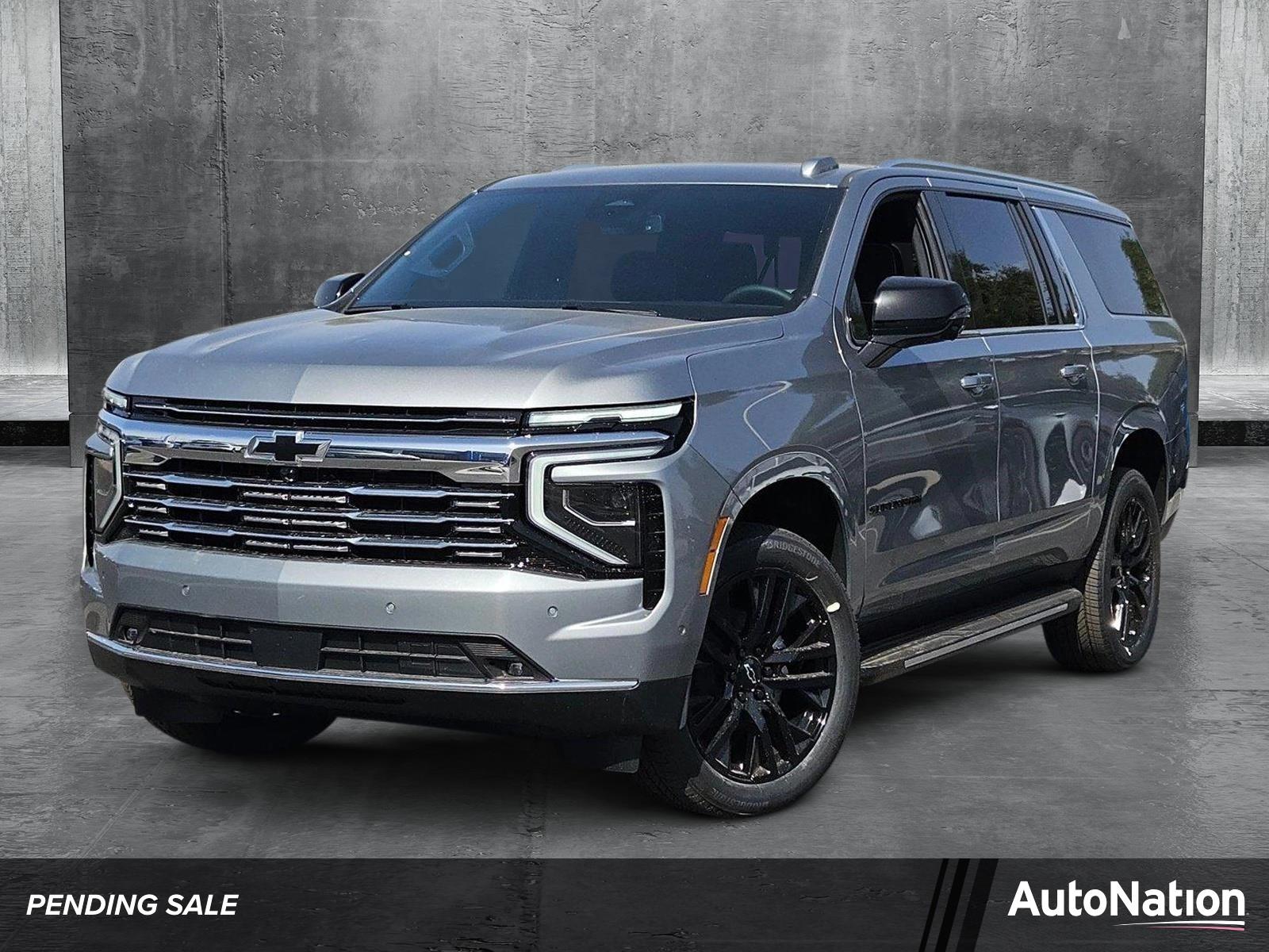2025 Chevrolet Suburban Vehicle Photo in GILBERT, AZ 85297-0446