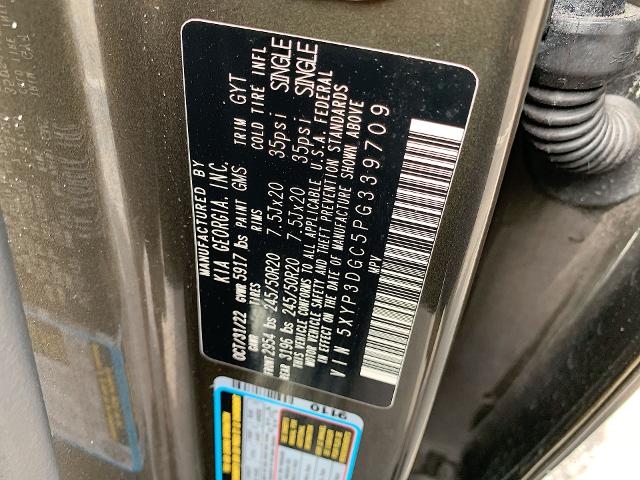 2023 Kia Telluride Vehicle Photo in MOON TOWNSHIP, PA 15108-2571