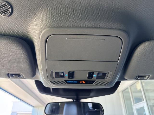 2024 Ford Explorer Vehicle Photo in MANHATTAN, KS 66502-5036