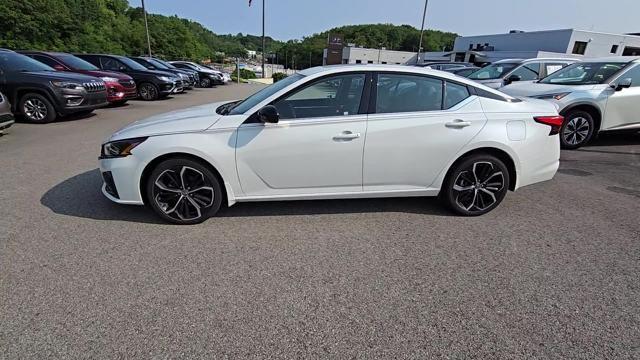 2023 Nissan Altima Vehicle Photo in Pleasant Hills, PA 15236