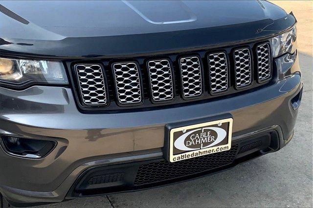 2019 Jeep Grand Cherokee Vehicle Photo in TOPEKA, KS 66609-0000