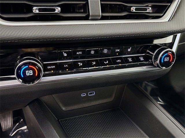 2026 Chevrolet Equinox Vehicle Photo in PUYALLUP, WA 98371-4149