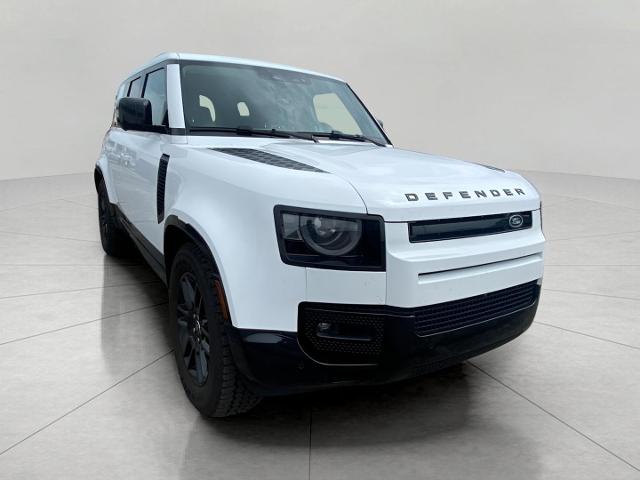 2024 Defender Vehicle Photo in Appleton, WI 54913