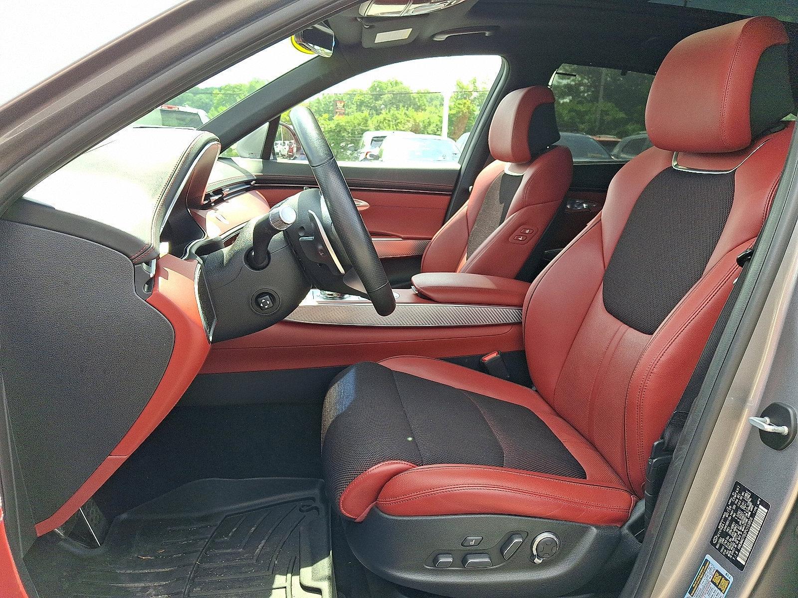 2023 Genesis GV70 Vehicle Photo in BETHLEHEM, PA 18017-9401