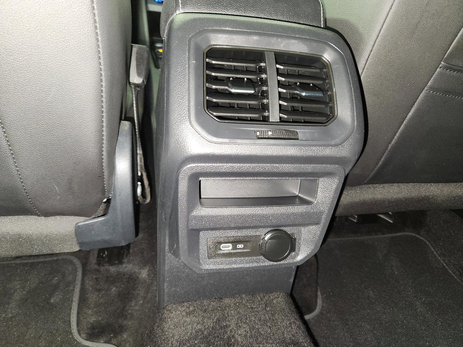 2023 Volkswagen Tiguan Vehicle Photo in Georgetown, TX 78626