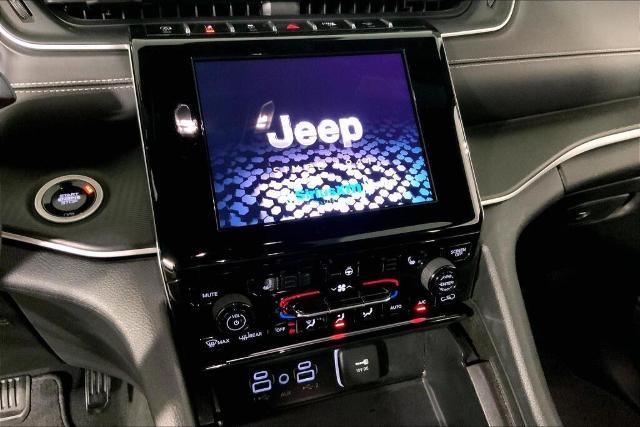 2024 Jeep Grand Cherokee L Vehicle Photo in Kansas City, MO 64114