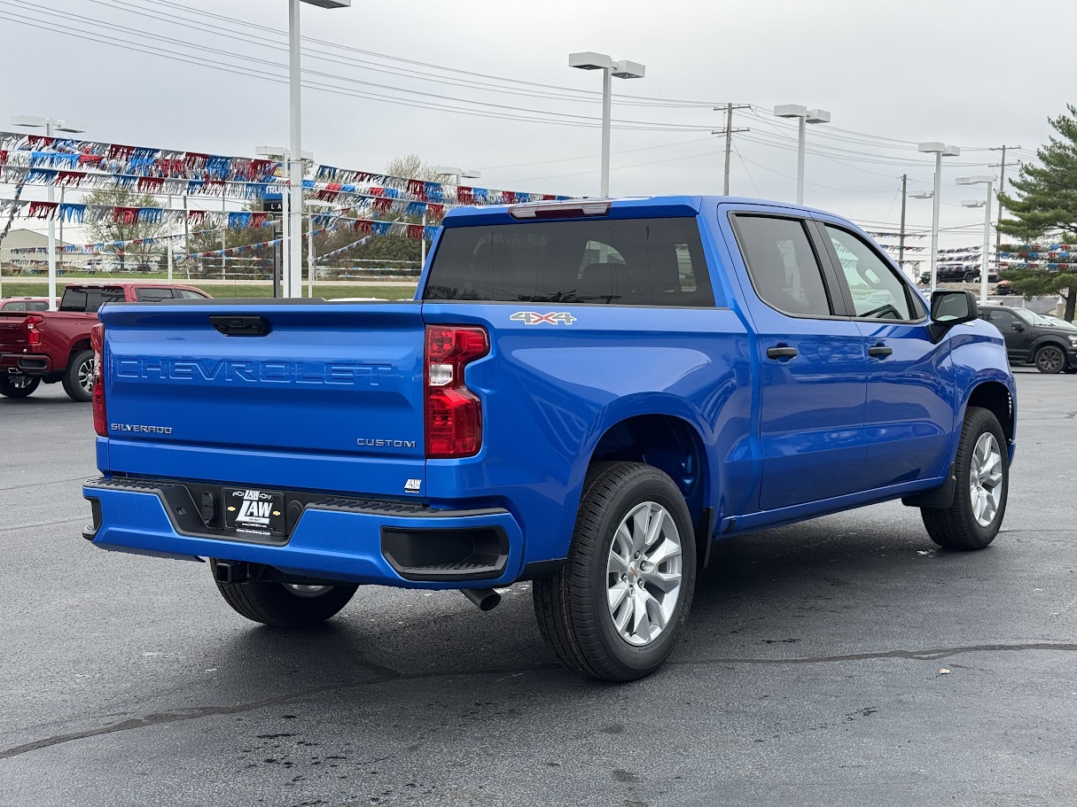 2025 Chevrolet Silverado 1500 Vehicle Photo in BOONVILLE, IN 47601-9633