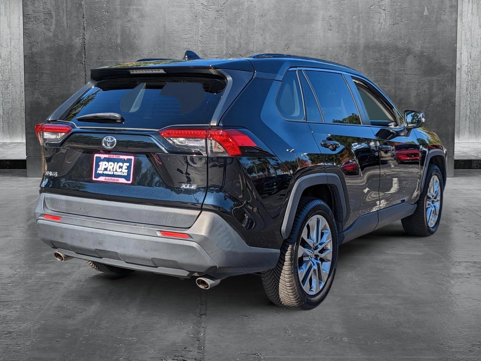 2020 Toyota RAV4 Vehicle Photo in Sanford, FL 32771