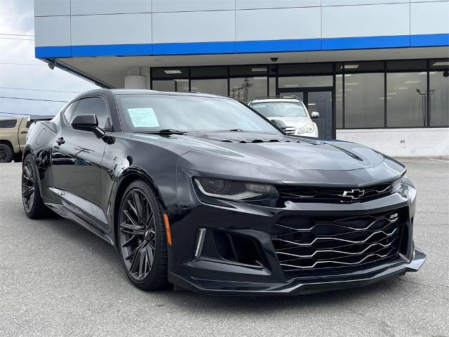 2018 Chevrolet Camaro Vehicle Photo in ALCOA, TN 37701-3235