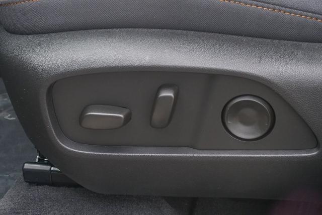 2025 Chevrolet Equinox Vehicle Photo in VENTURA, CA 93003-8585