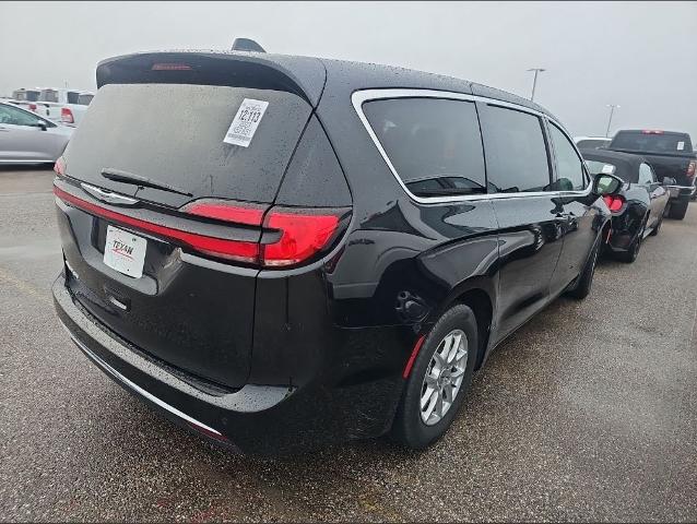 2023 Chrysler Pacifica Vehicle Photo in Tulsa, OK 74129