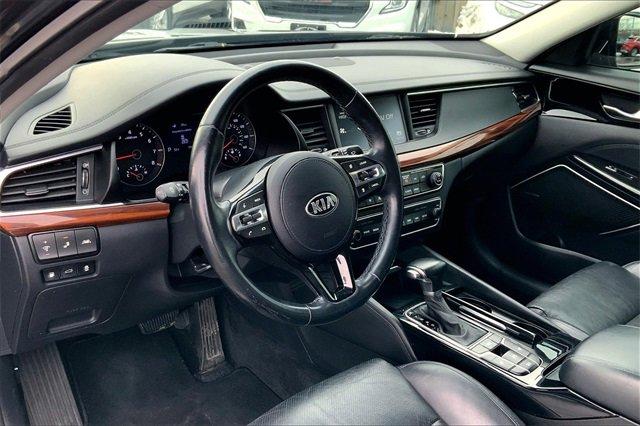 2019 Kia Cadenza Vehicle Photo in KANSAS CITY, MO 64114-4502