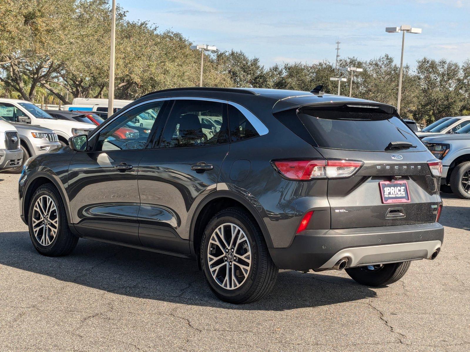 2020 Ford Escape Vehicle Photo in St. Petersburg, FL 33713