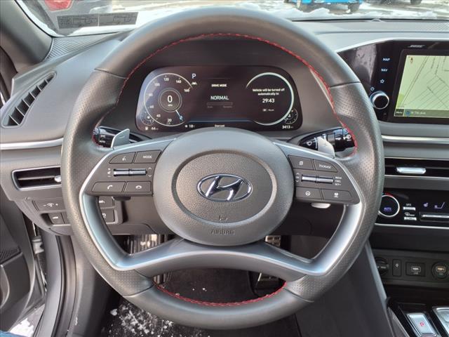 2022 Hyundai SONATA Vehicle Photo in TARENTUM, PA 15084-1435