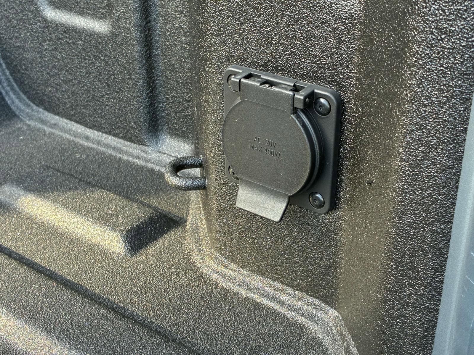 2025 Chevrolet Silverado 1500 Vehicle Photo in LOS ANGELES, CA 90007-3794