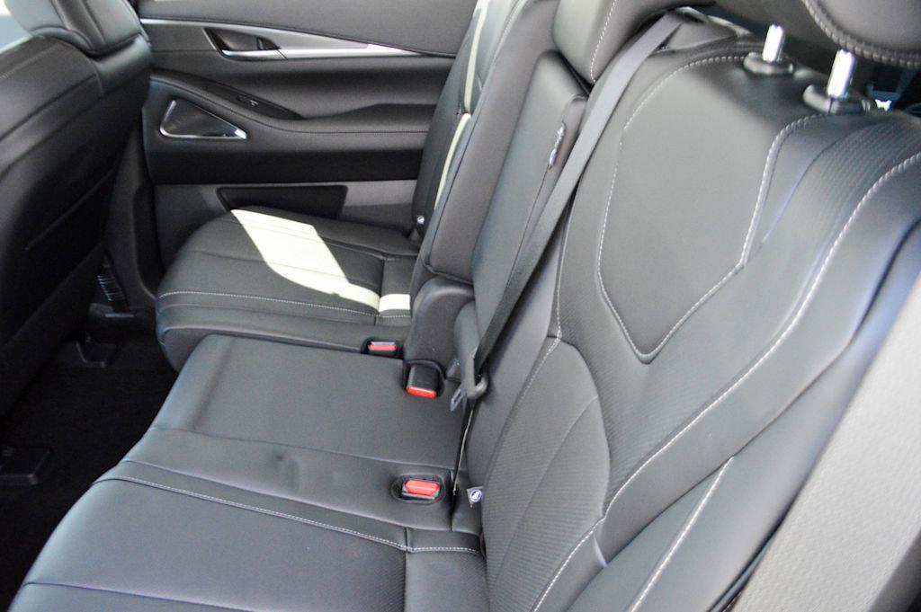 2025 INFINITI QX60 Vehicle Photo in Houston, TX 77090