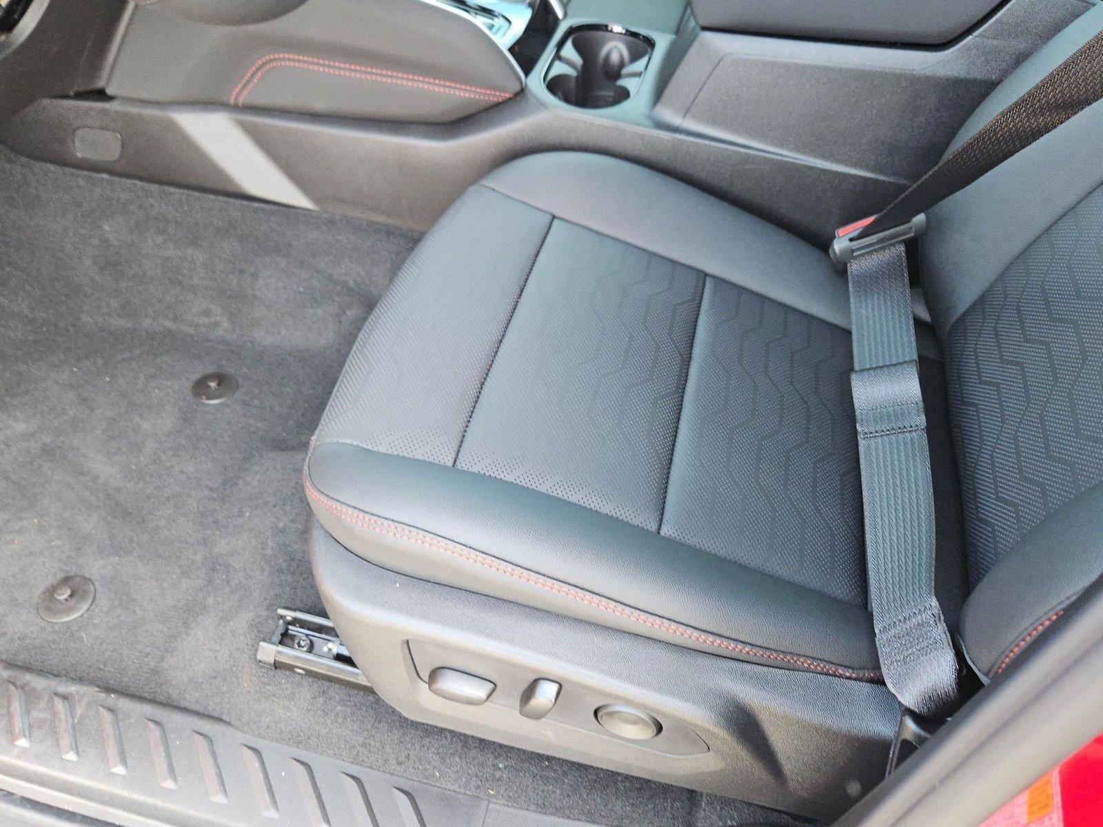 2025 Chevrolet Colorado Vehicle Photo in MESA, AZ 85206-4395