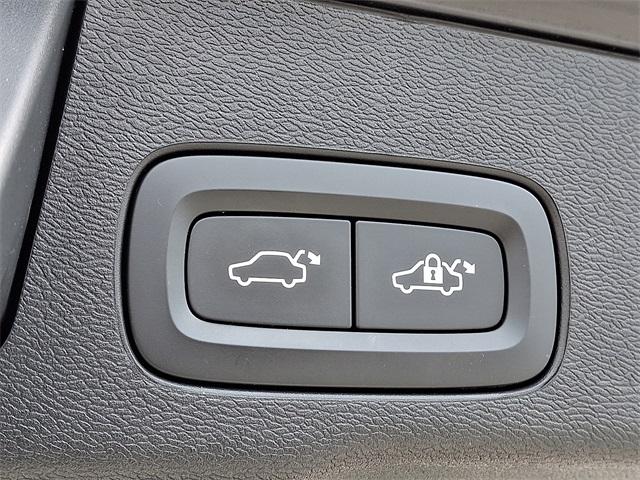 2021 Volvo XC60 Vehicle Photo in BERLIN, MD 21811-1121