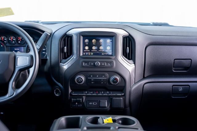 2025 Chevrolet Silverado 3500 HD Vehicle Photo in PLYMOUTH, MA 02360-4801