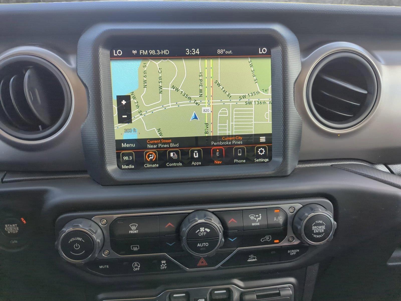 2021 Jeep Gladiator Vehicle Photo in Pembroke Pines, FL 33027