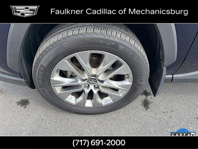 2019 Toyota RAV4 Vehicle Photo in MECHANICSBURG, PA 17050-1707