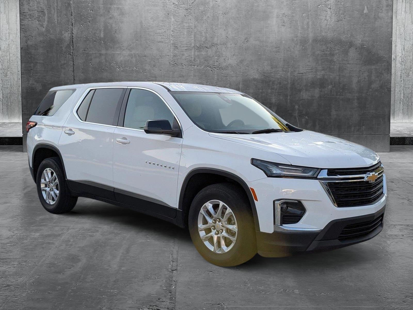 2023 Chevrolet Traverse Vehicle Photo in PEMBROKE PINES, FL 33024-6534