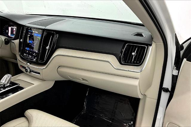 2022 Volvo XC60 Vehicle Photo in Grapevine, TX 76051