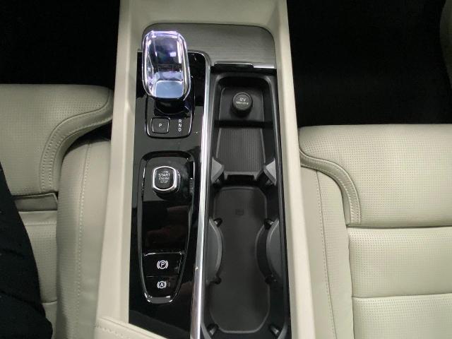 2025 Volvo XC60 Vehicle Photo in Appleton, WI 54913