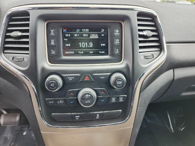 2015 Jeep Grand Cherokee Vehicle Photo in GREEN BAY, WI 54304-5303