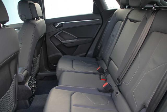 2024 Audi Q3 Vehicle Photo in SUGAR LAND, TX 77478