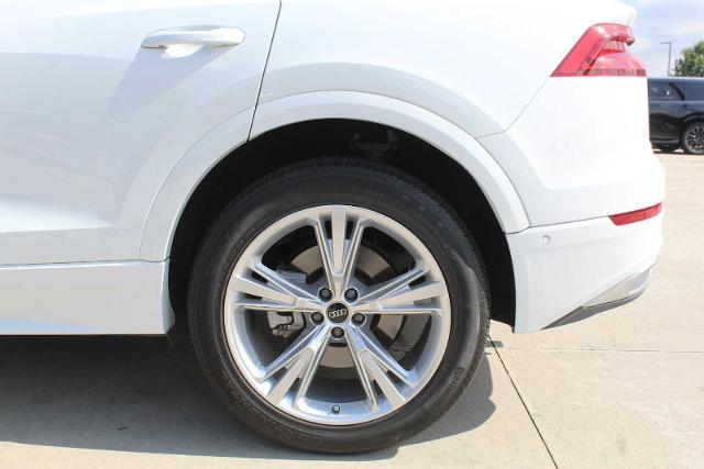 2023 Audi Q8 Vehicle Photo in HOUSTON, TX 77090