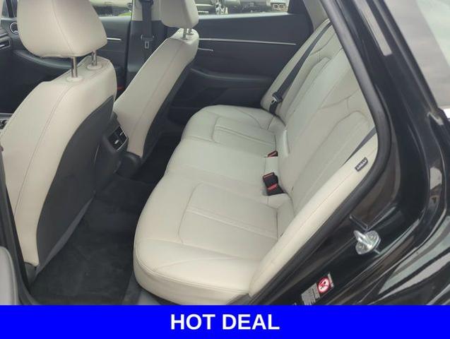2020 Hyundai SONATA Vehicle Photo in Merrillville, IN 46410