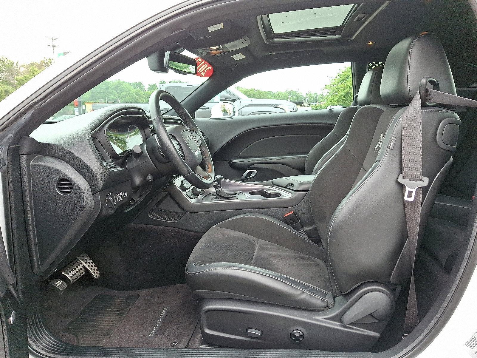 2017 Dodge Challenger Vehicle Photo in Trevose, PA 19053