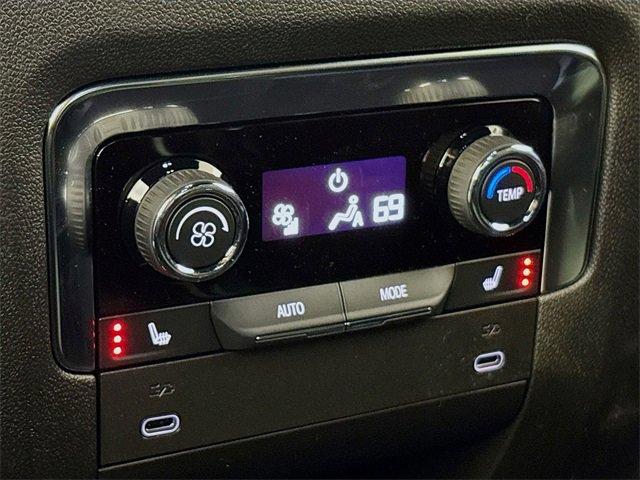 2025 Chevrolet Tahoe Vehicle Photo in PUYALLUP, WA 98371-4149
